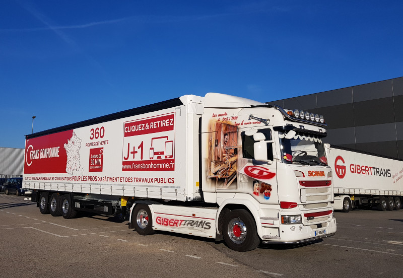 Notre entrepôt logistique aux portes de Lyon